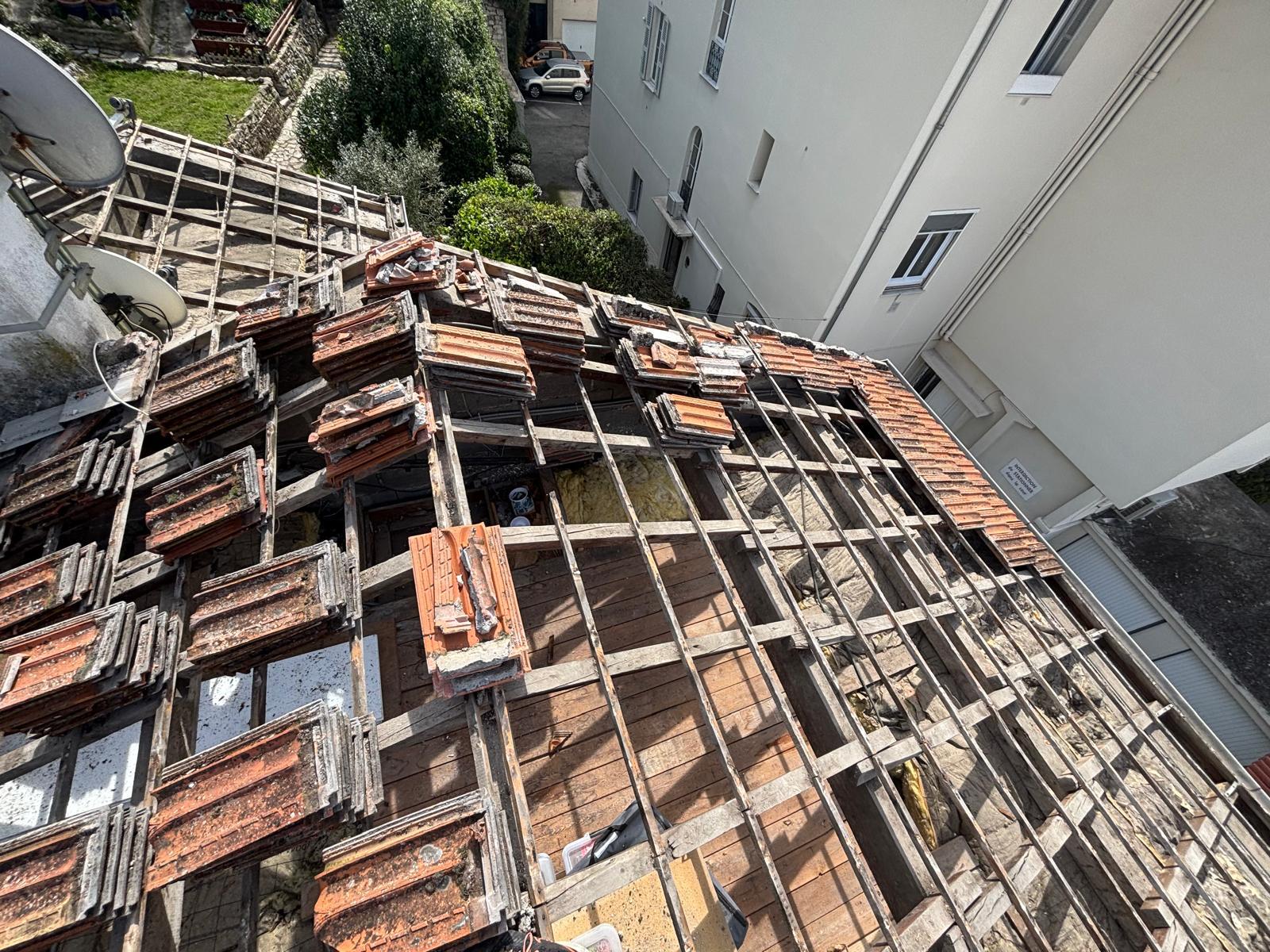 pendant travaux toiture de JP Couvreur Antibes