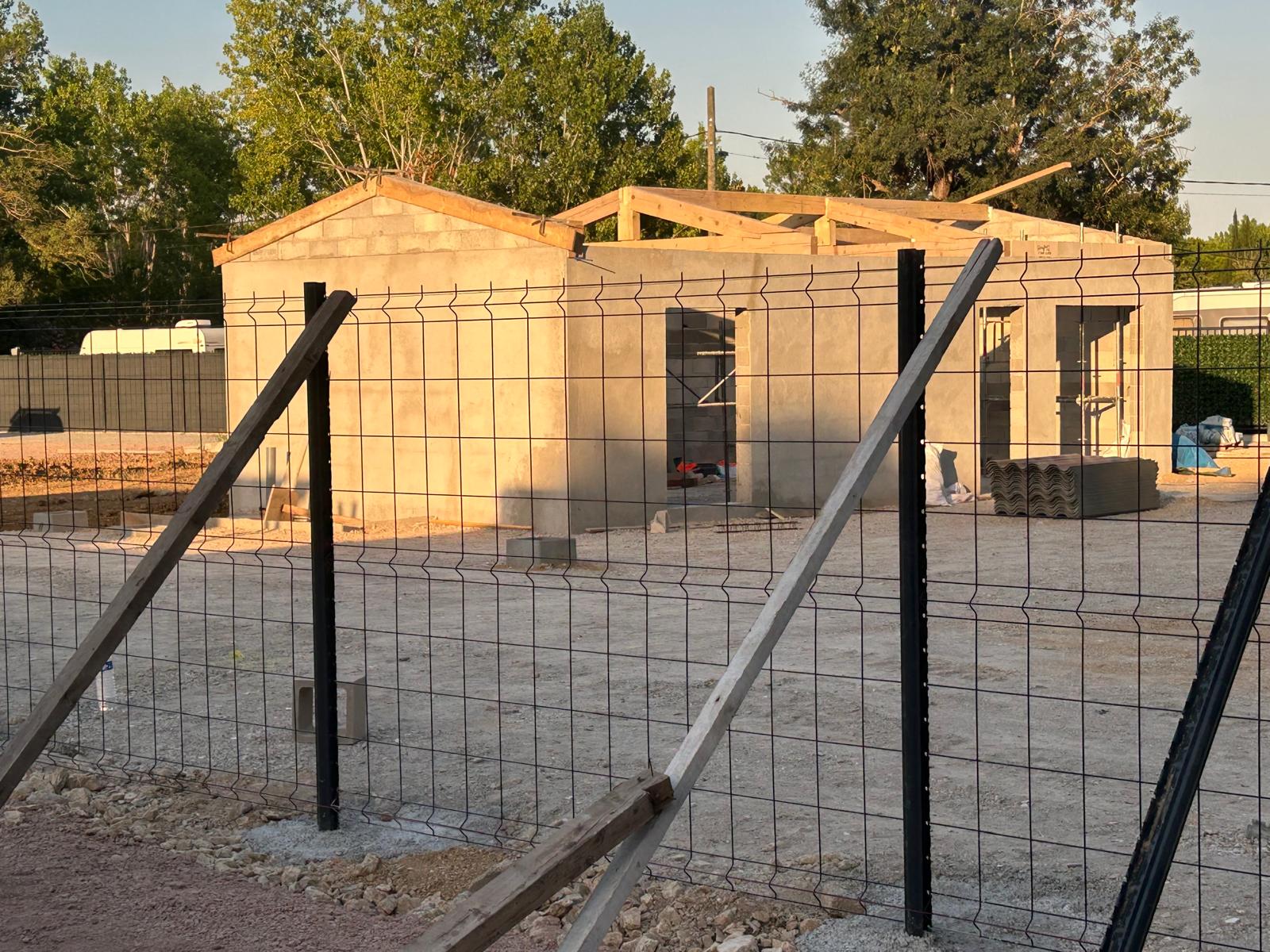 Construction toiture par notre couvreur Antibes